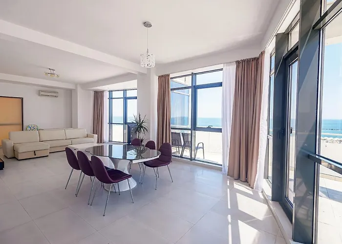 Riviera Residence Apartments