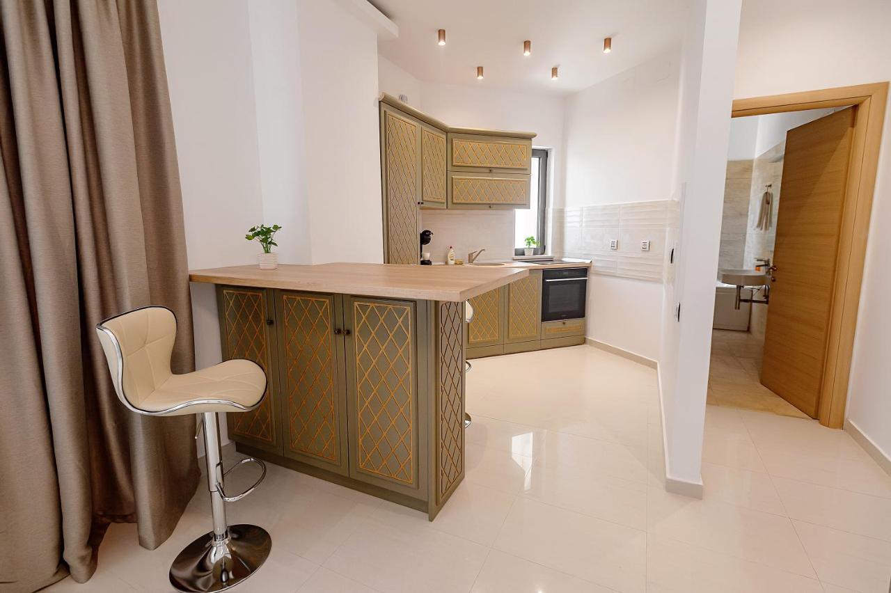 Riviera Apartment