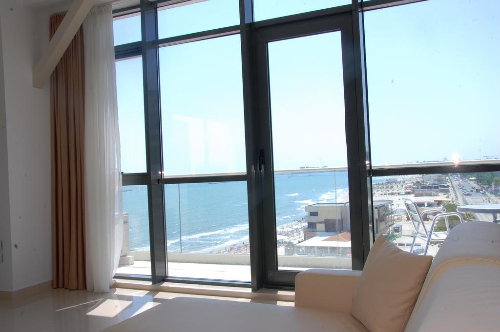 Riviera Apartment *