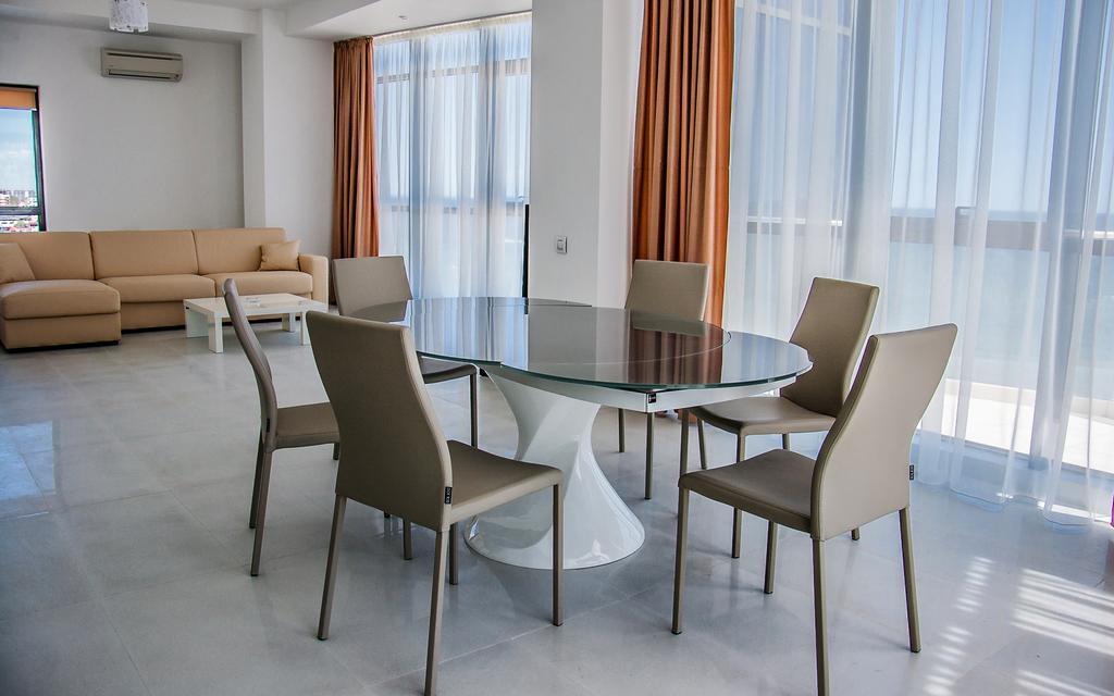 Apartment Riviera